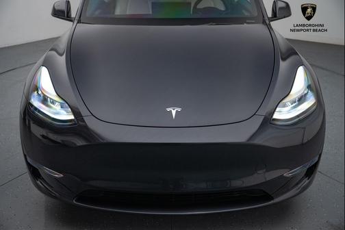 2024 Tesla Model Y Performance Dual Motor All-Wheel Drive