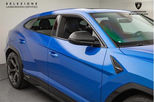 2024 Lamborghini Urus S