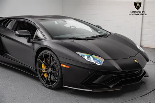 2018 Lamborghini Aventador S LP 740-4 S