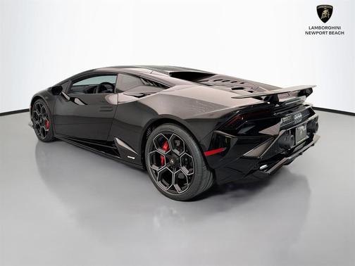 NERO NOCTIS 2024 Lamborghini Huracan Tecnica Tecnica