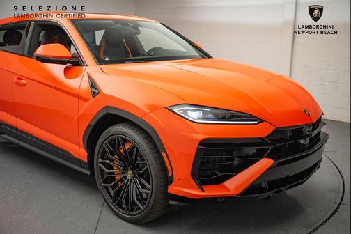 2025 Lamborghini Urus SE