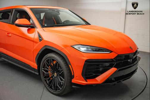 2025 Lamborghini Urus SE