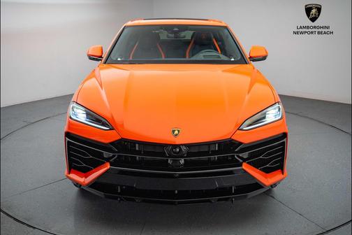 2025 Lamborghini Urus SE