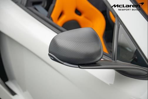 2016 McLaren 675LT Base