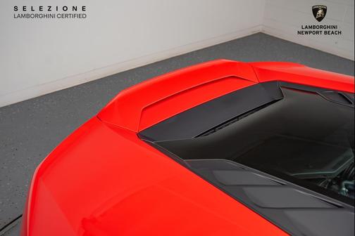 2022 Lamborghini Huracan EVO Coupe RWD