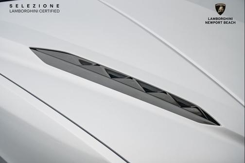 2024 Lamborghini Urus S