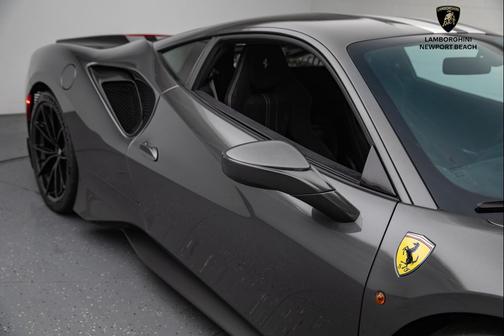 2020 Ferrari 488 Pista Base