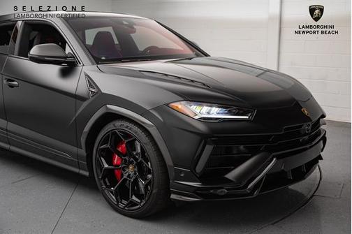 2024 Lamborghini Urus Performante