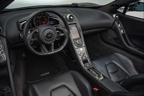 2015 McLaren 650S Base