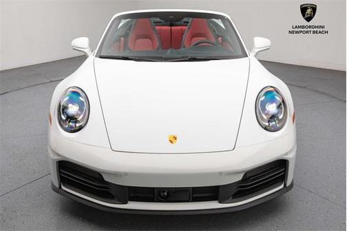 2025 Porsche 911 Carrera