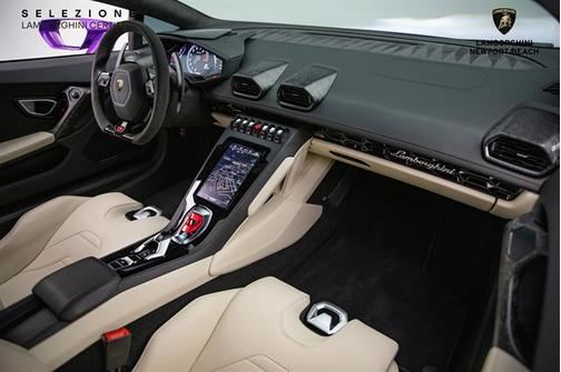2022 Lamborghini Huracan EVO Coupe RWD