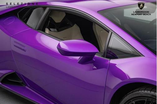 2022 Lamborghini Huracan EVO Coupe RWD