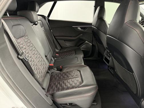 2024 Audi RS Q8 4.0T