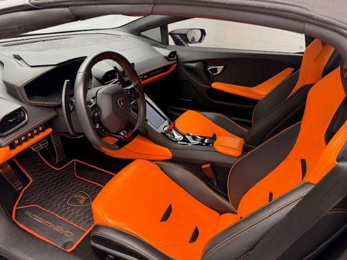 2020 Lamborghini Huracan EVO EVO Spyder