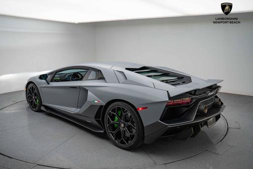 2022 Lamborghini Aventador SVJ LP 780-4 Ultimae