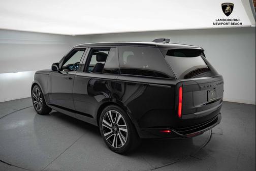 2023 Land Rover Range Rover P400 SE