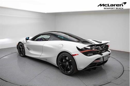 2019 McLaren 720S Base