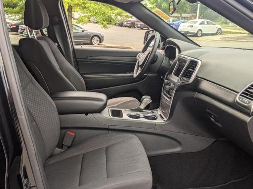 2019 Jeep Grand Cherokee Laredo for sale in Monroe, NC - image 29