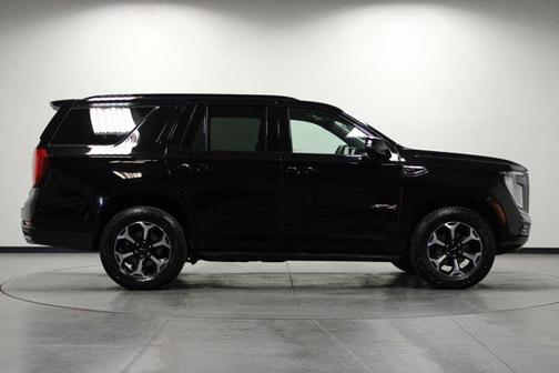 2025 GMC Yukon AT4