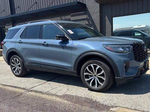 Vapor Blue 2025 Ford Explorer ST-Line