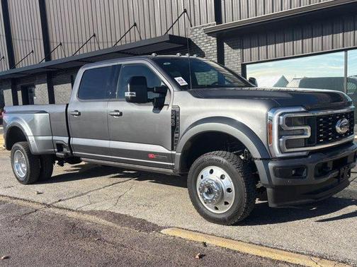2025 Ford F-450 Platinum