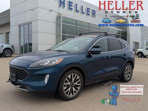 2020 Ford Escape Titanium Hybrid