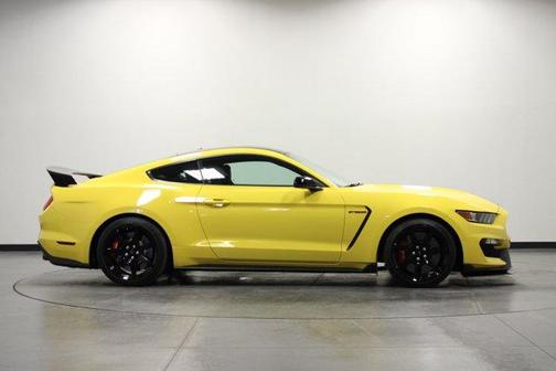 2017 Ford Shelby GT350 Base