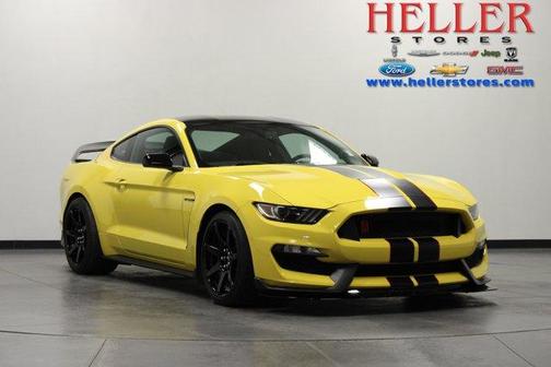 2017 Ford Shelby GT350 Base