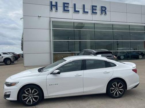 Summit White 2025 Chevrolet Malibu RS
