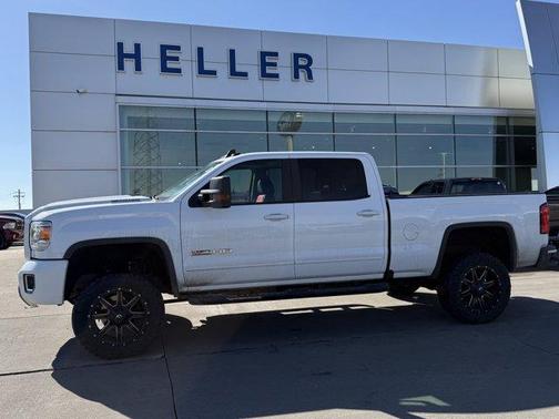 2017 GMC Sierra 2500 SLT