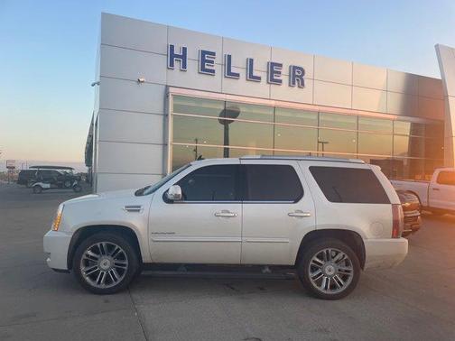 2013 Cadillac Escalade Premium