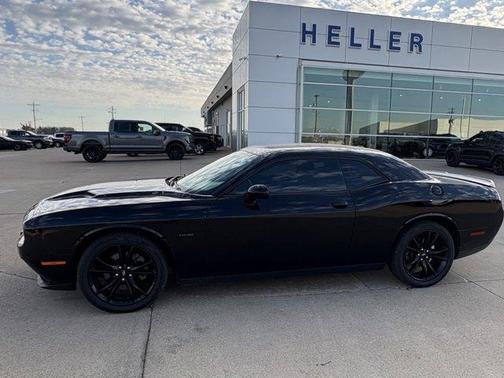 2017 Dodge Challenger R/T