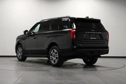 Agate Black Metallic 2026 Ford Expedition Active