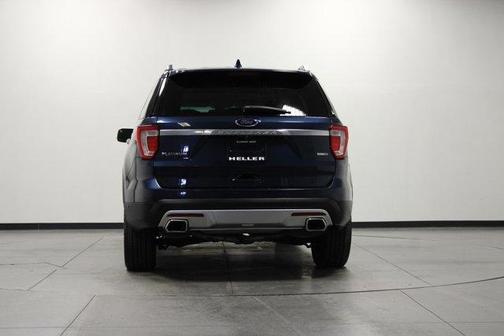 Blue 2016 Ford Explorer Platinum