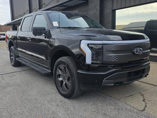 2023 Ford F-150 Lightning XLT
