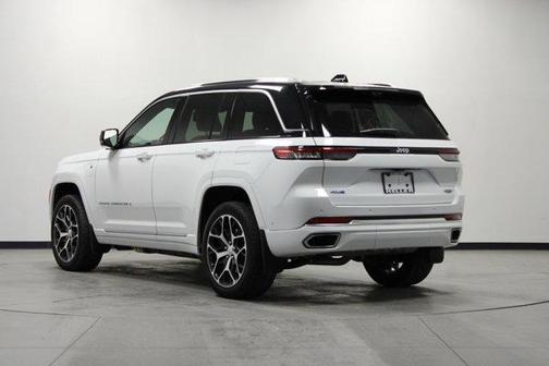 2024 Jeep Grand Cherokee 4xe Summit