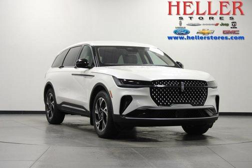 White Platinum Clearcoat Metallic 2025 Lincoln Nautilus Premiere