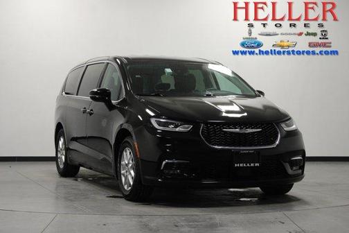 2024 Chrysler Pacifica Touring-L