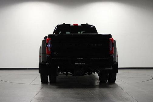 2025 Ford F-450 Platinum
