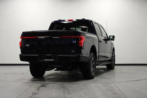2024 Ford F-150 Lightning LARIAT