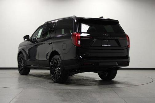 Agate Black Metallic 2026 Ford Expedition Platinum