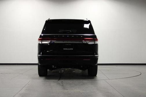2023 Lincoln Navigator L Standard