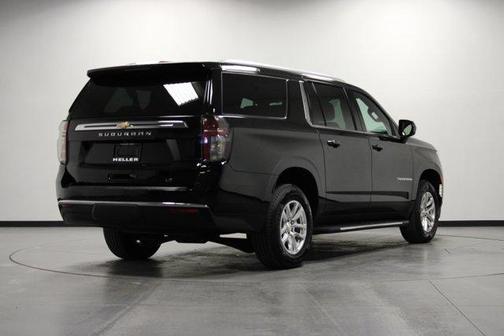 2022 Chevrolet Suburban LT