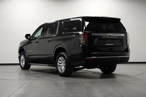 2022 Chevrolet Suburban LT