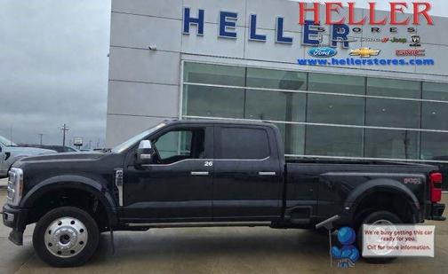 Agate Black Metallic 2025 Ford F-450 Platinum