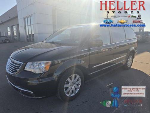 2016 Chrysler Town & Country Touring