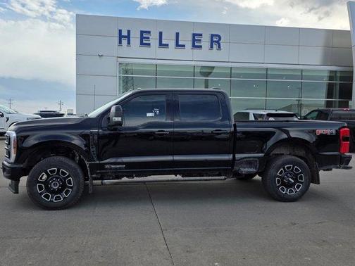 2025 Ford F-250 Platinum