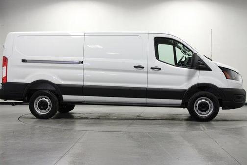 2025 Ford Transit-250