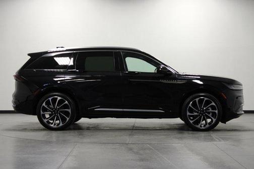 2024 Lincoln Nautilus Black Label