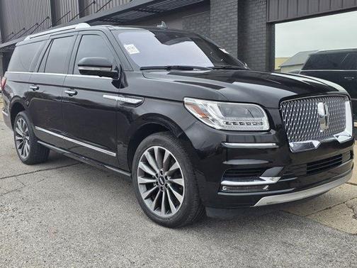 2019 Lincoln Navigator L Select